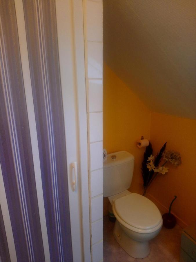 Bienvenue Guest House Saint-Pierre-de-Plesguen ภายนอก รูปภาพ