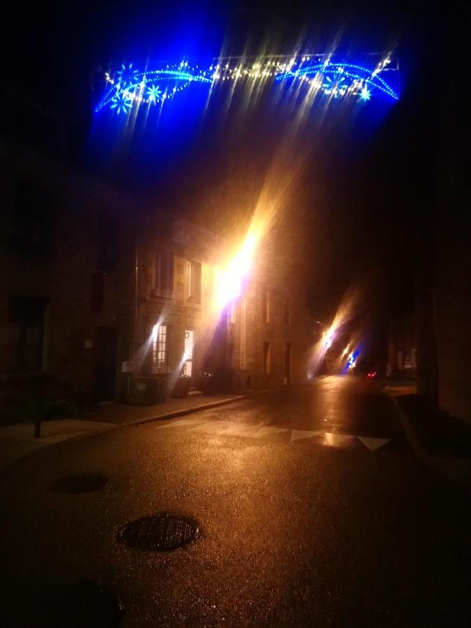 Bienvenue Guest House Saint-Pierre-de-Plesguen ภายนอก รูปภาพ