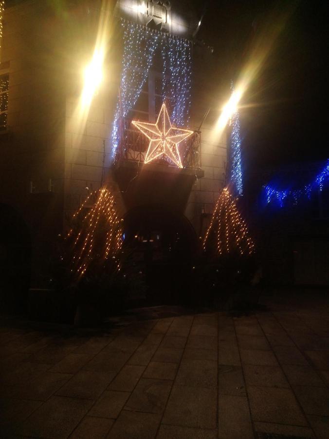 Bienvenue Guest House Saint-Pierre-de-Plesguen ภายนอก รูปภาพ
