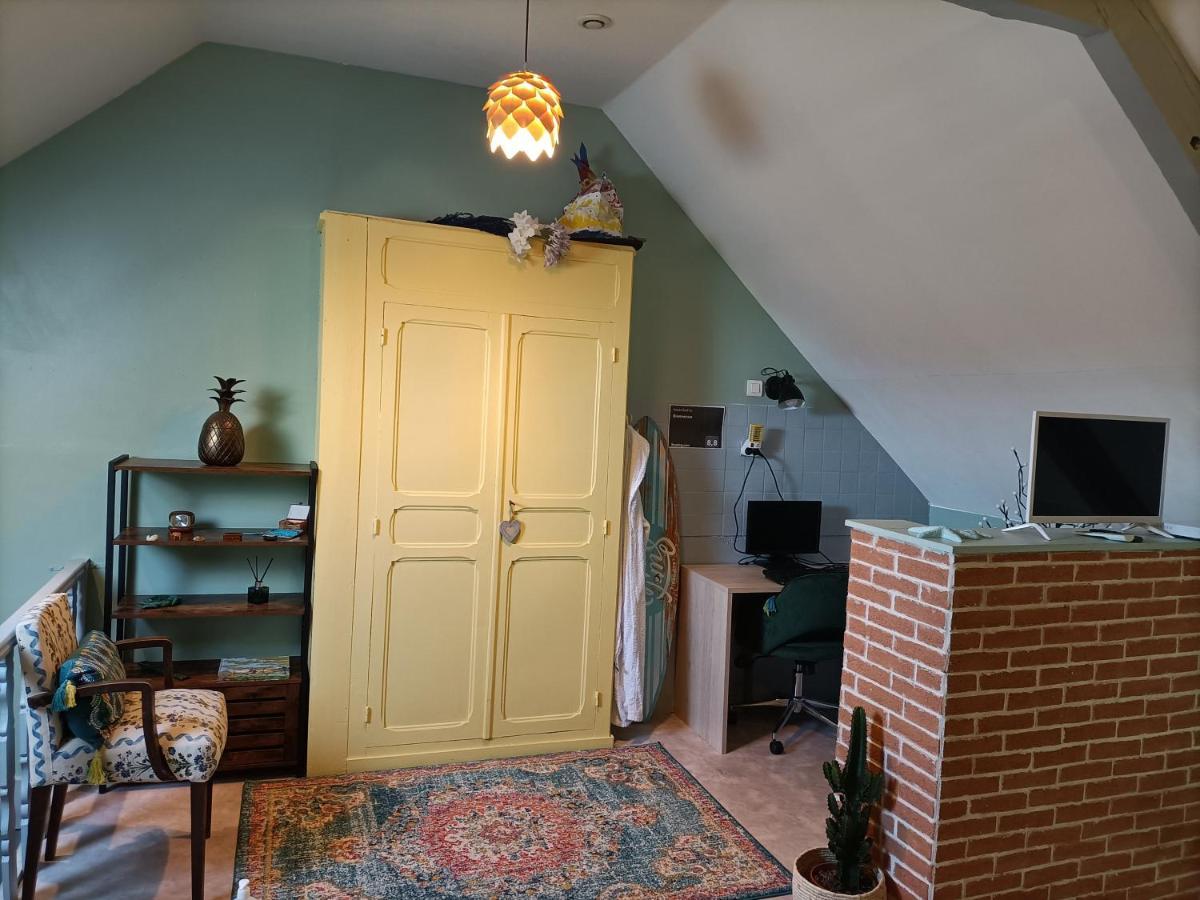 Bienvenue Guest House Saint-Pierre-de-Plesguen ภายนอก รูปภาพ