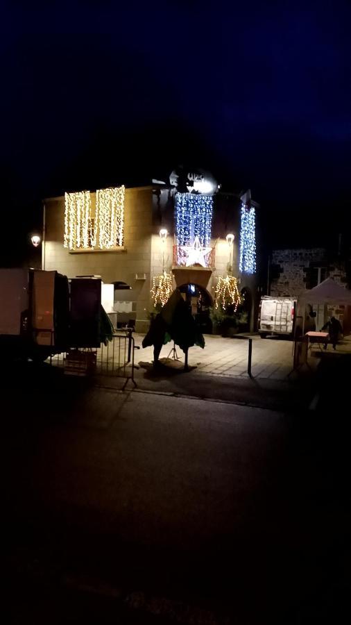 Bienvenue Guest House Saint-Pierre-de-Plesguen ภายนอก รูปภาพ